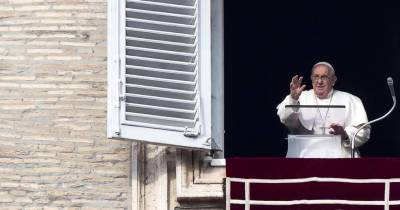 Papa manifesta “profunda tristeza” pelos atentados ocorridos no Irão