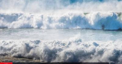 A Capitania alerta para vento de força 7 (51 a 62 km por hora) de qualquer direção.