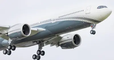 Airbus reduz meta de entregas de aviões em 2025 após problema com fuselagem