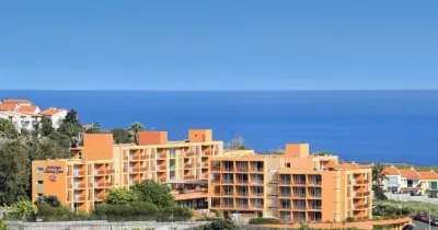 Sindicato dos Trabalhadores em Funções Públicas realiza conferência junto ao Lar Living Care