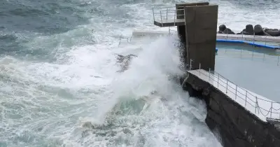 Prolongados avisos de agitação marítima e vento forte até às 06h00 de amanhã