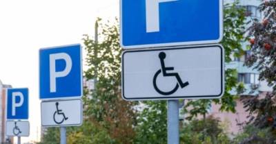 Associação denuncia uso indevido de lugares destinados a deficientes