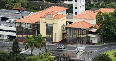 Capotamento na via rápida no Funchal sem feridos