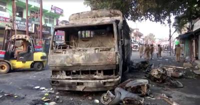 Estes tumultos ocorrem num contexto de crescentes tensões religiosas desde que o primeiro-ministro nacionalista hindu, Narendra Modi, chegou ao poder em 2014.