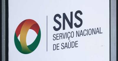 SNS pode contratar até 1.111 médicos aposentados em 2026