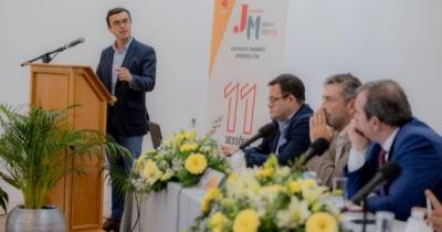 Jornadas Madeira: &#34;Voam milhões para a TAP e CP, que faltam para as autarquias&#34;, diz Nuno Maciel