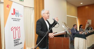 Jornadas Madeira: &#34;Palavras mansas&#34; de Brício Araújo contradizem ação do PSD, diz Filipe Sousa