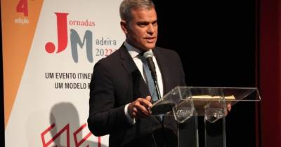 Jornadas Madeira: &#34;Ninguém cresce eternamente&#34;, sublinha Eduardo Jesus