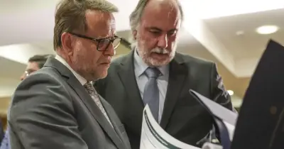 Em resposta à Lusa, o gabinete do ministro Luís Neves explicou que António Pombeiro já tinha pedido a sua demissão a 28 de abril e voltou a fazê-lo um mês depois, na sexta-feira, dia 22 de maio.