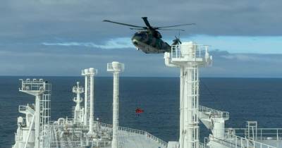 Marinha coordena resgate de homem a bordo de navio-tanque ao largo dos Açores