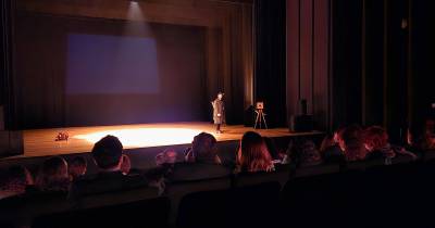 ‘A Viagem Artificial’ leva teatro e reflexão a todo o arquipélago dos Açores