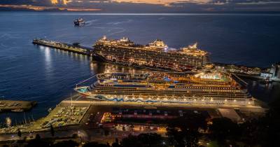 Esta quarta-feira, o primeiro a chegar, cerca das seis horas, foi o Mein Schiff Relax, navegando com 5.365 pessoas a bordo, 3.962 das quais passageiros.