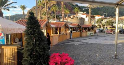 Mercadinho da Ribeira Brava com animação sábado