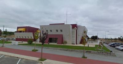 Bebé nasce a caminho do Hospital de Almada, o 14.º parto dos bombeiros da Moita este ano