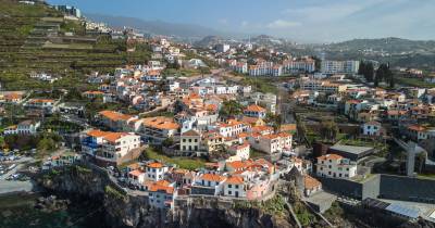 De acordo com os dados divulgados pela plataforma imobiliária, a maior valorização anual entre os municípios da ilha da Madeira foi registada em Câmara de Lobos, onde os preços subiram 20,1%.