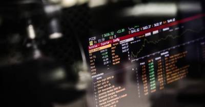 Bolsa continua em queda.