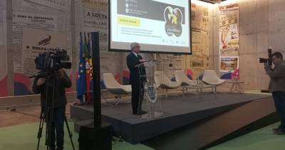 ‘Mundos em Diálogo’ hoje em debate no Museu de Imprensa