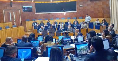Votos: ‘Saudação aos bombeiros’ e ‘protesto por discriminação a pescadores’