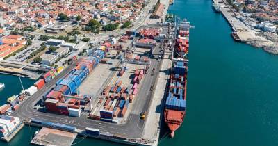AT diz estar a trabalhar para resolver “aglomeração de contentores” no Porto de Leixões
