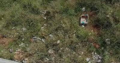 Zona do Miradouro está repleto de lixo...