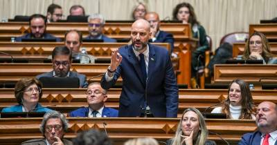 Chega exige reconhecimento e proteção para mergulhadores profissionais