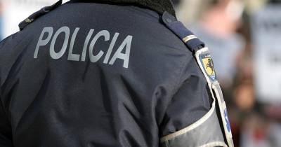 Homem assaltado por três jovens no interior de dependência bancária em Alcobaça