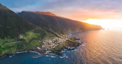 Comissário europeu revelou que a Madeira e os Açores terão um plano específico até ao final do ano.