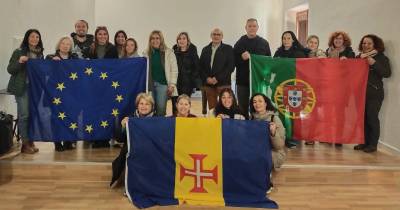 Visita acontece no âmbito do projeto “A Escola vai ao Bairro”.