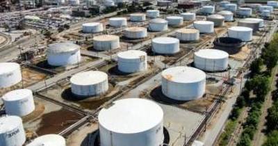 Preço do petróleo Brent abre a subir e aproxima-se dos 105 dólares por barril