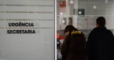 Urgências do Hospital Dr. Nélio Mendonça têm esta quinta-feira 60 doentes a aguardar nos corredores.