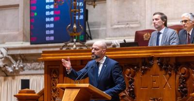 Francisco Gomes acusa Governo Regional de “encher os bolsos dos amigos” à custa dos madeirenses