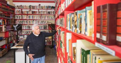 Perdidos e Achados: Biblioteca escondida em bairro social procura um mecenas