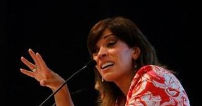 “A escrita é uma viagem inútil” sem qualquer função terapêutica”, afirma Camila Sosa Villada