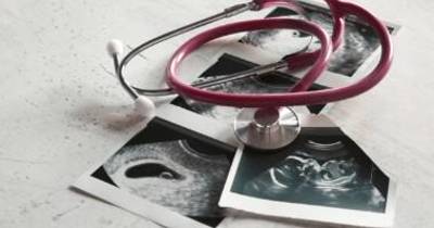 Insuficiência placentária associada a problemas de memória alguns anos após parto