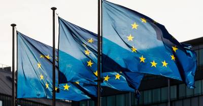 Parlamento Europeu mantém suspensa ratificação do acordo comercial UE-EUA