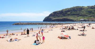 Praia de Machico já reabriu ao público esta manhã.