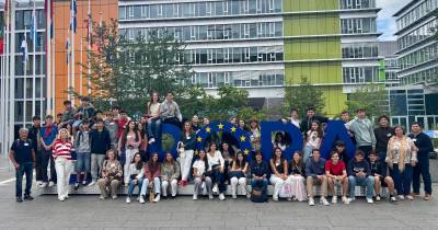 Alunos da escola HBG vivem cidadania europeia no terreno em visita ao Luxemburgo
