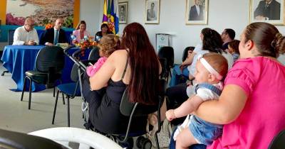 São Gonçalo entrega apoios à natalidade a 17 famílias