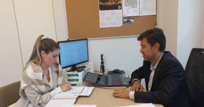 Ontem, o presidente da Freguesia, Pedro Araújo, e a representante da DECO na Madeira, Alexandra Caldeira, debateram algumas estratégias, tendo em vista este desígnio comum de ambas as entidades.