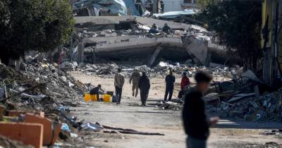 Palestinianos estão a passar por inúmeras dificuldades na Faixa de Gaza. Falta-lhes comida e todo o tipo de assistência.