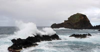 O aviso amarelo incide sobre a costa norte da Madeira e ilha do Porto Santo.