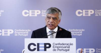 O presidente da Confederação Empresarial de Portugal (CIP), Armindo Monteiro, intervém na conferência de imprensa sobre a atual proposta do Governo sobre o pacote laboral, na sua sede nacional em Lisboa, 06 de maio de 2026. FILIPE AMORIM/LUSA