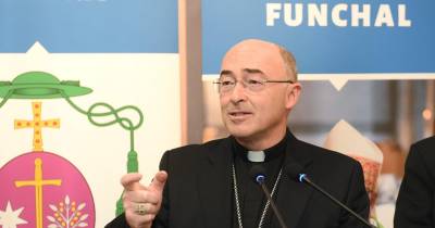 D. Nuno Brás informa que o este ano a renúncia quaresmal vai “para os cristãos da Palestina, que vivem entre fogos cruzados, no meio de uma guerra para qual não contribuíram”.