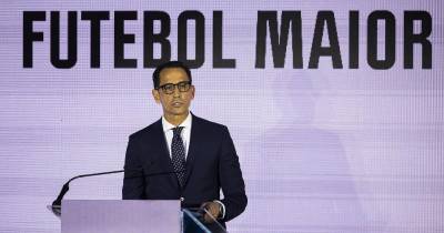 O presidente da Liga de Futebol, Pedro Proença, discursa durante a cerimónia de tomada de posse dos novos órgãos sociais da Liga Portuguesa de Futebol Profissional, na futura sede da LPFP, Porto, 6 de junho de 2023.