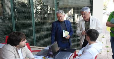 JPP acusa PSD, CDS e PS de reprovarem propostas para a igualdade entre estudantes