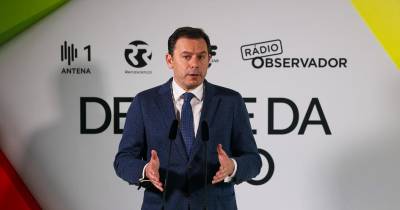 Na ronda final, com perguntas diferentes para cada um dos candidatos, Luís Montenegro respondeu com um “logo vemos” à questão sobre a participação ou não de Pedro Passos Coelho na campanha eleitoral.