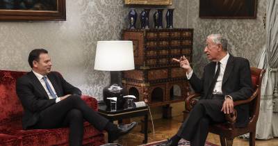 “Era importante para o país que o primeiro-ministro indigitado participasse hoje em Bruxelas como futuro primeiro-ministro, se vier a formar Governo, em reuniões importantes”, afirmou Marcelo Rebelo de Sousa.