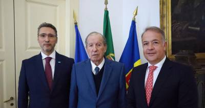 Ireneu Barreto aborda perspetivas de cooperação com embaixador do Cazaquistão