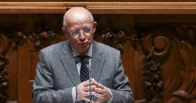 O presidente da Assembleia da República, Augusto Santos Silva, afirmou hoje que “foi uma honra” exercer a função.