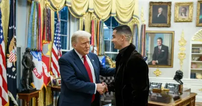 Ronaldo recebido na Sala Oval